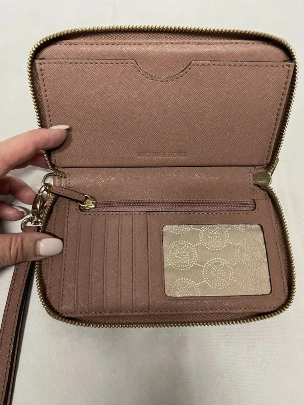 Michael Kors Pink Saffiano Leather Jet Set Wallet with Strap Wristlet